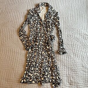 Diane Von Furstenberg Animal Print Long Sleeve Dress
